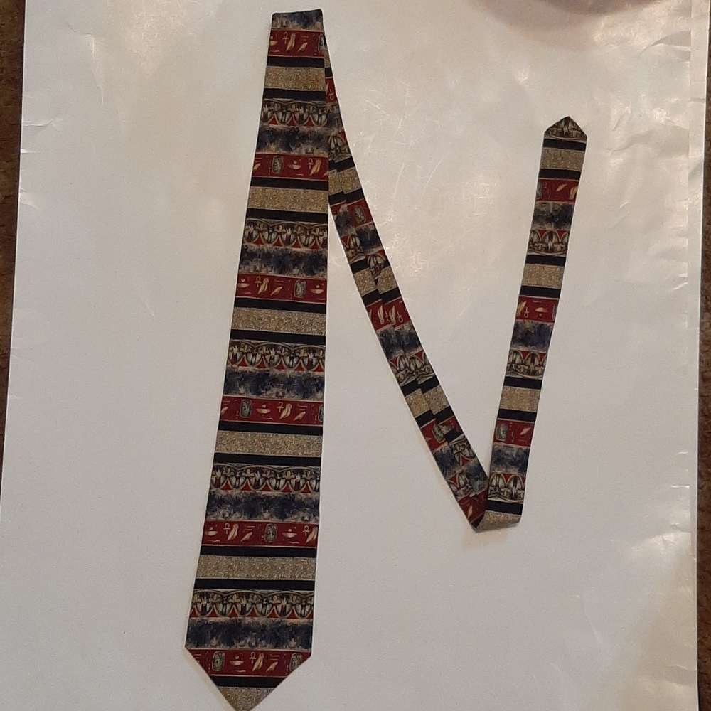 The Metropolitan Museum of Art Tie 100% Silk